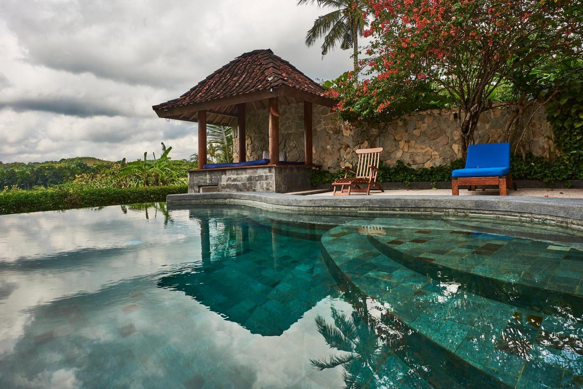 Villa Blue Steps Yogyakarta Extérieur photo